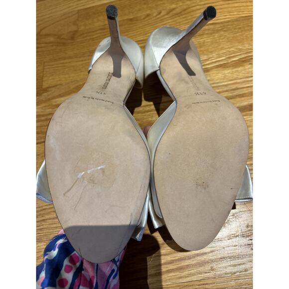 Manolo Blahnik cream satin D'orsay stiletto's 41 1/2 bow peep tow Italy New - Picture 15 of 16